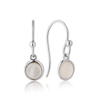 Feminine øreringe i sølv med perlemor fra Blicher Fuglsang